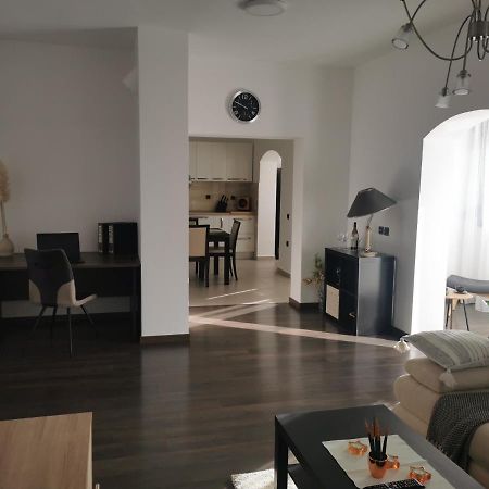 Apartmani Nika Rijeka Exterior photo